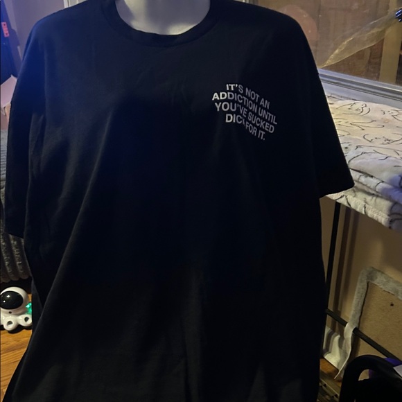 ALF BNWOT Black Graphic T-Shirt - Picture 3 of 4